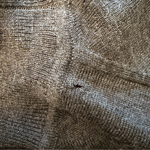 J. Crew 100% Merino Wool Charcoal Turtleneck Sweater Women’s Size Large - Picture 5 of 8